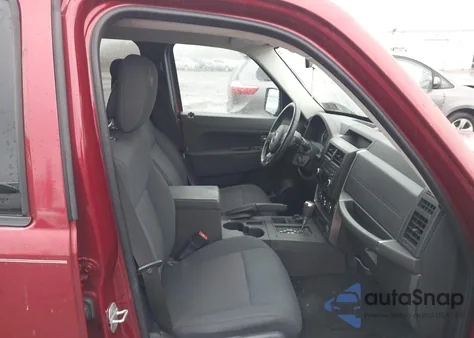 2011 Jeep Liberty Sport z USA, uszkodzony, nr VIN 1J4PN2GK9BW578613